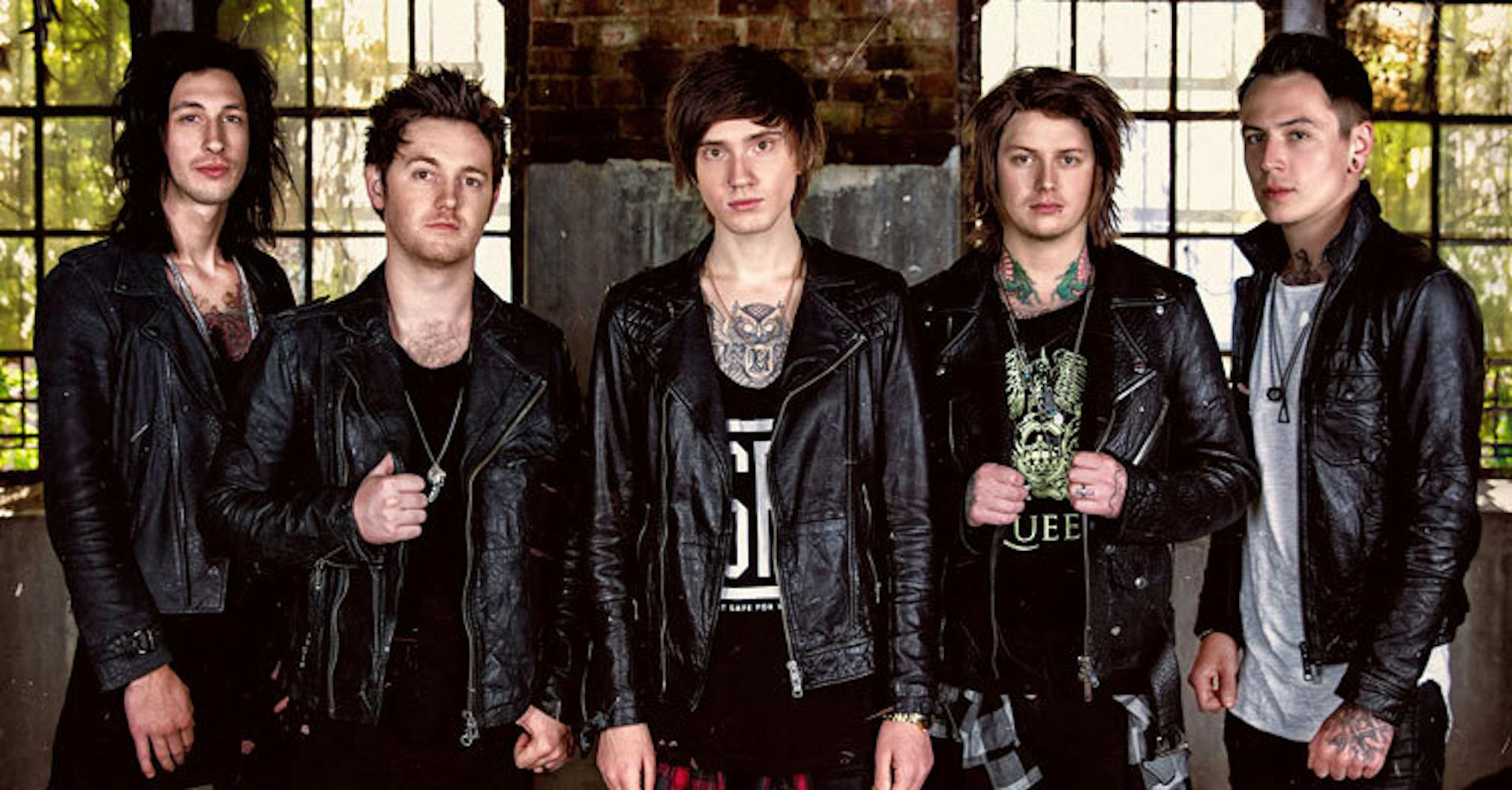 Asking alexandria room. Группа asking Alexandria. Александрия группа рок. Аскинг Александрия. Asking Alexandria Санкт-Петербург 2022.