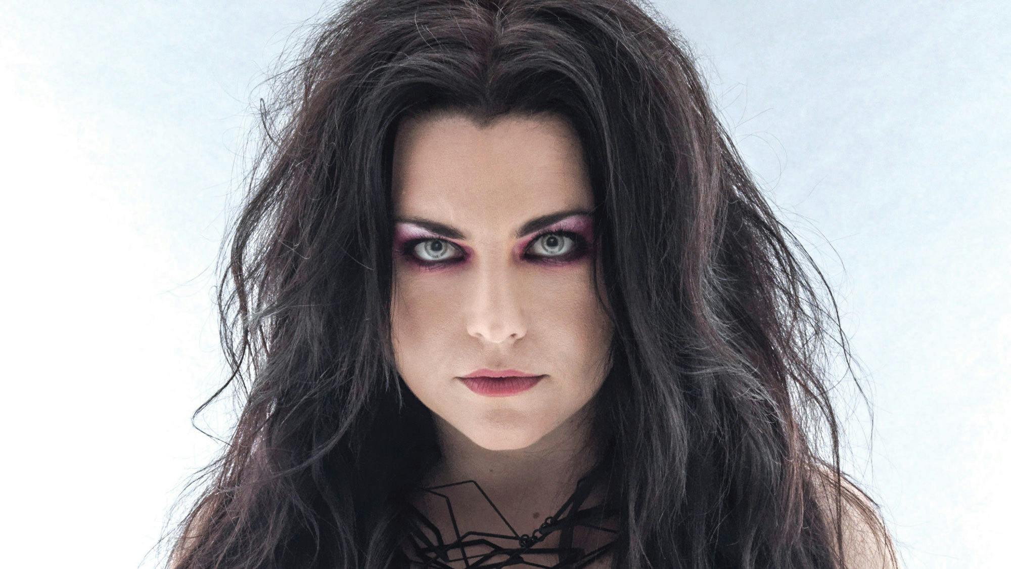 Me la sigue poniendo dura Amy Lee