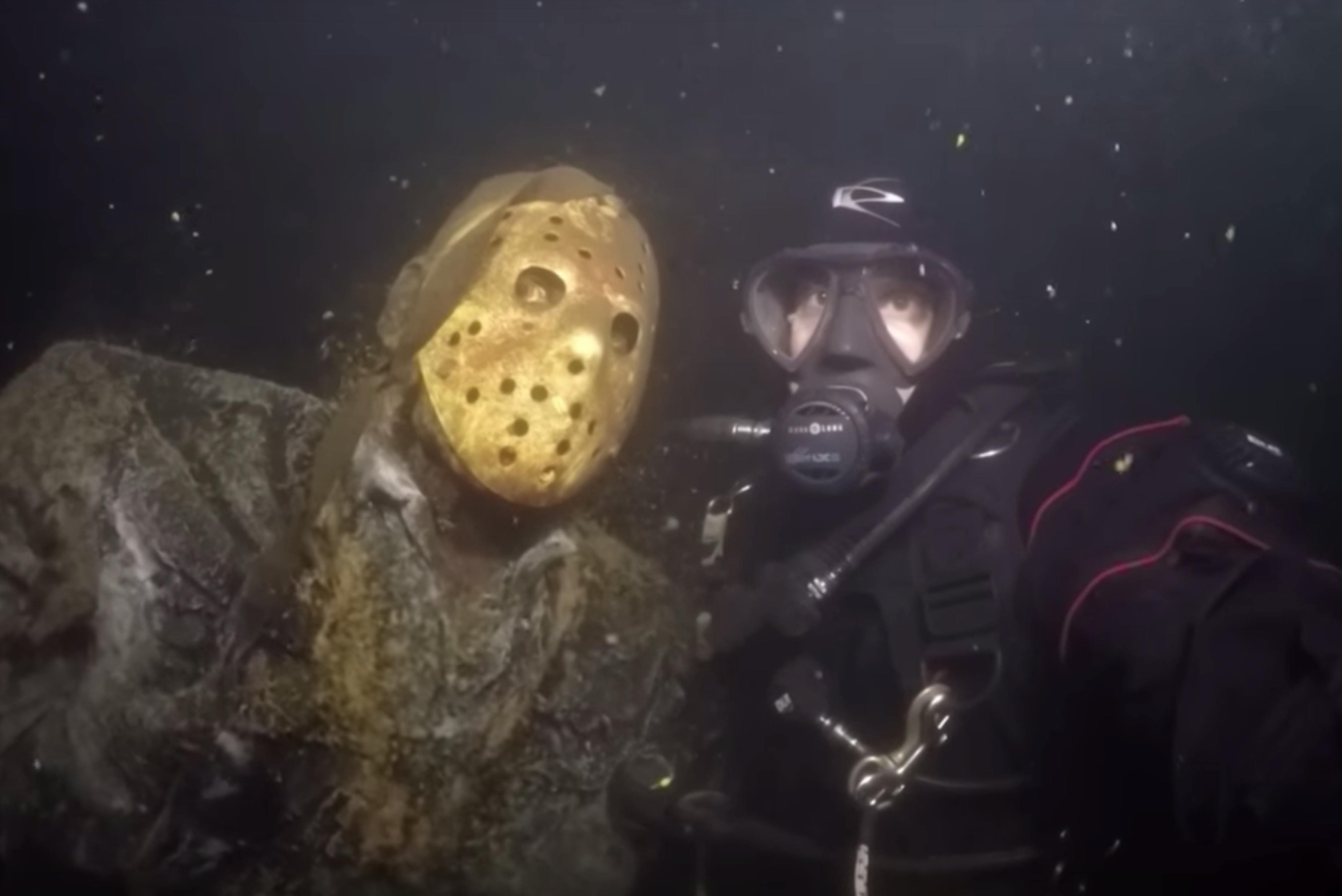 female jason voorhees statue