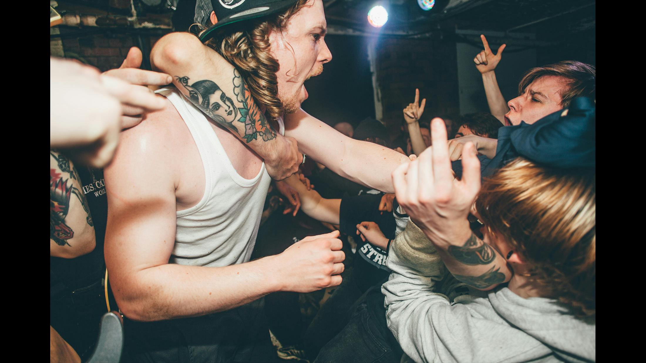 Broken Teeth at Snugglefest in 2015. Snugglefest is another Hardcore fest that happens in Leeds, on New Years Eve since 2014. It’s always a sick sell out show with a full UK band line up.