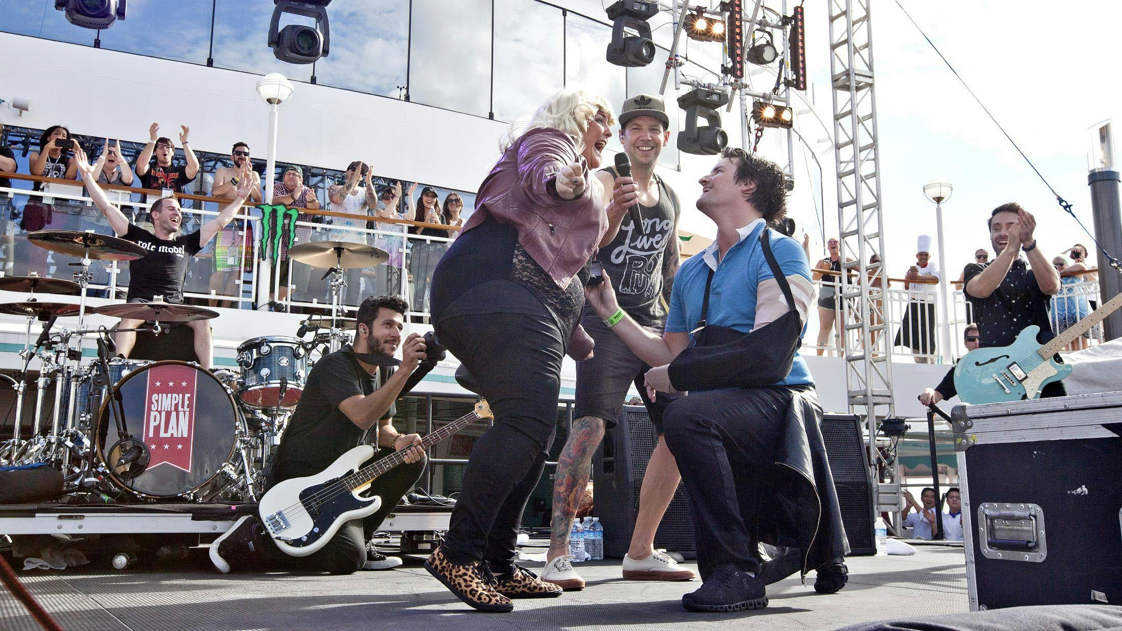 Love is in the air! A couple gets engaged during Simple Plans' set aboard the Warped Rewind At Sea Cruise 2017.