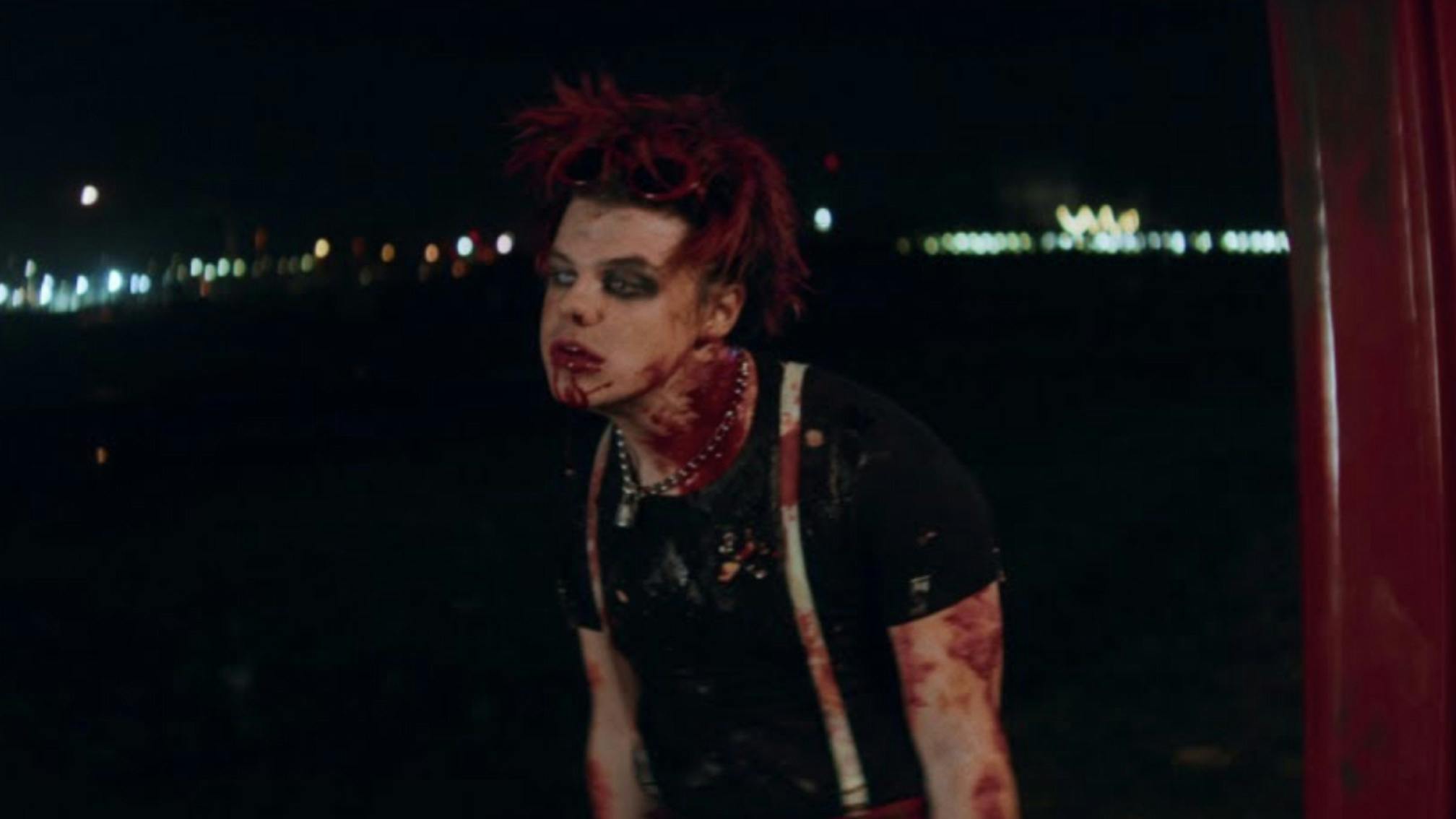 Watch YUNGBLUD and Machine Gun Kelly's new video for Acting Like That....