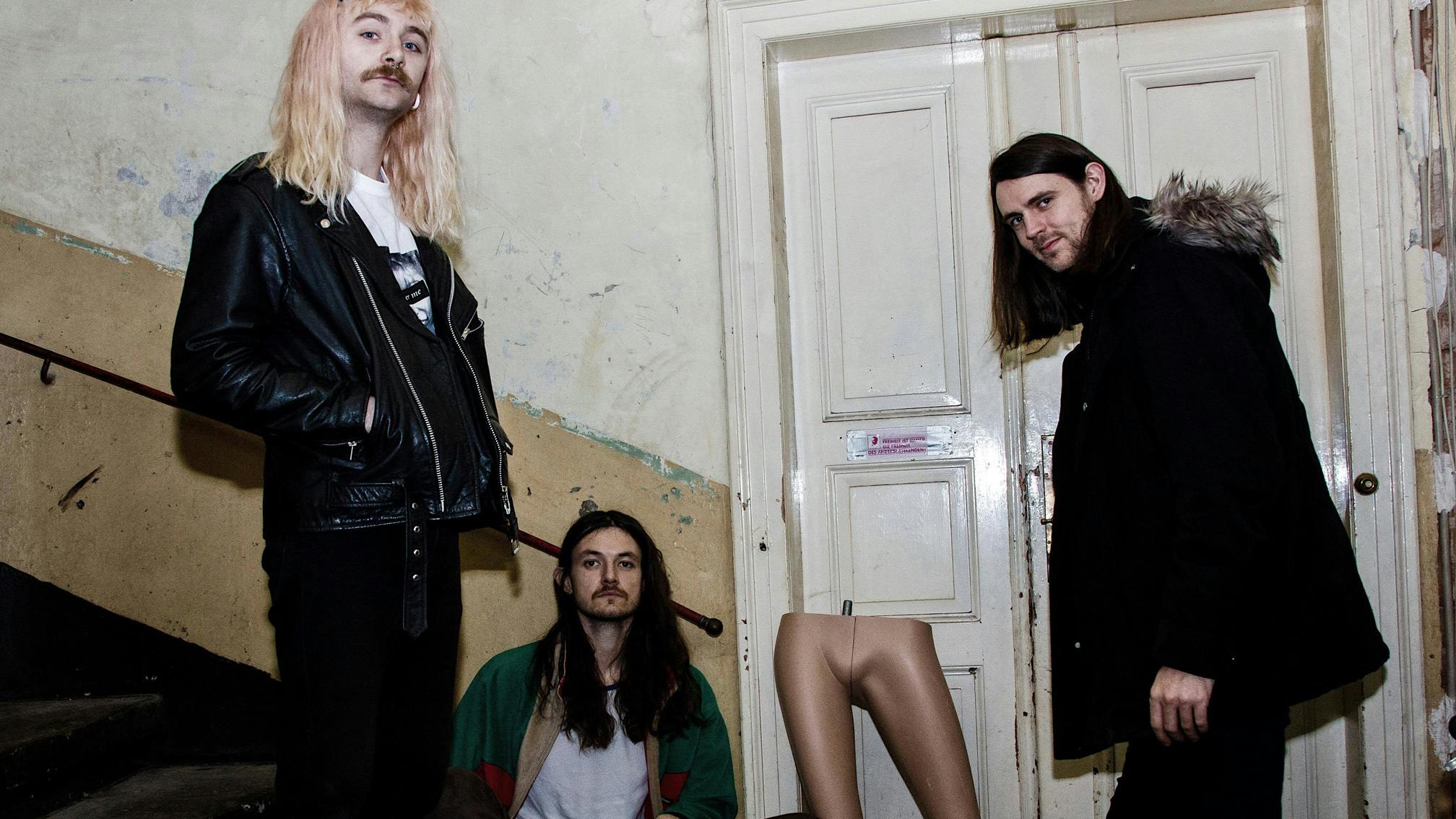 Gender Roles share dynamic new single Dead Or Alive, announce double A-side vinyl