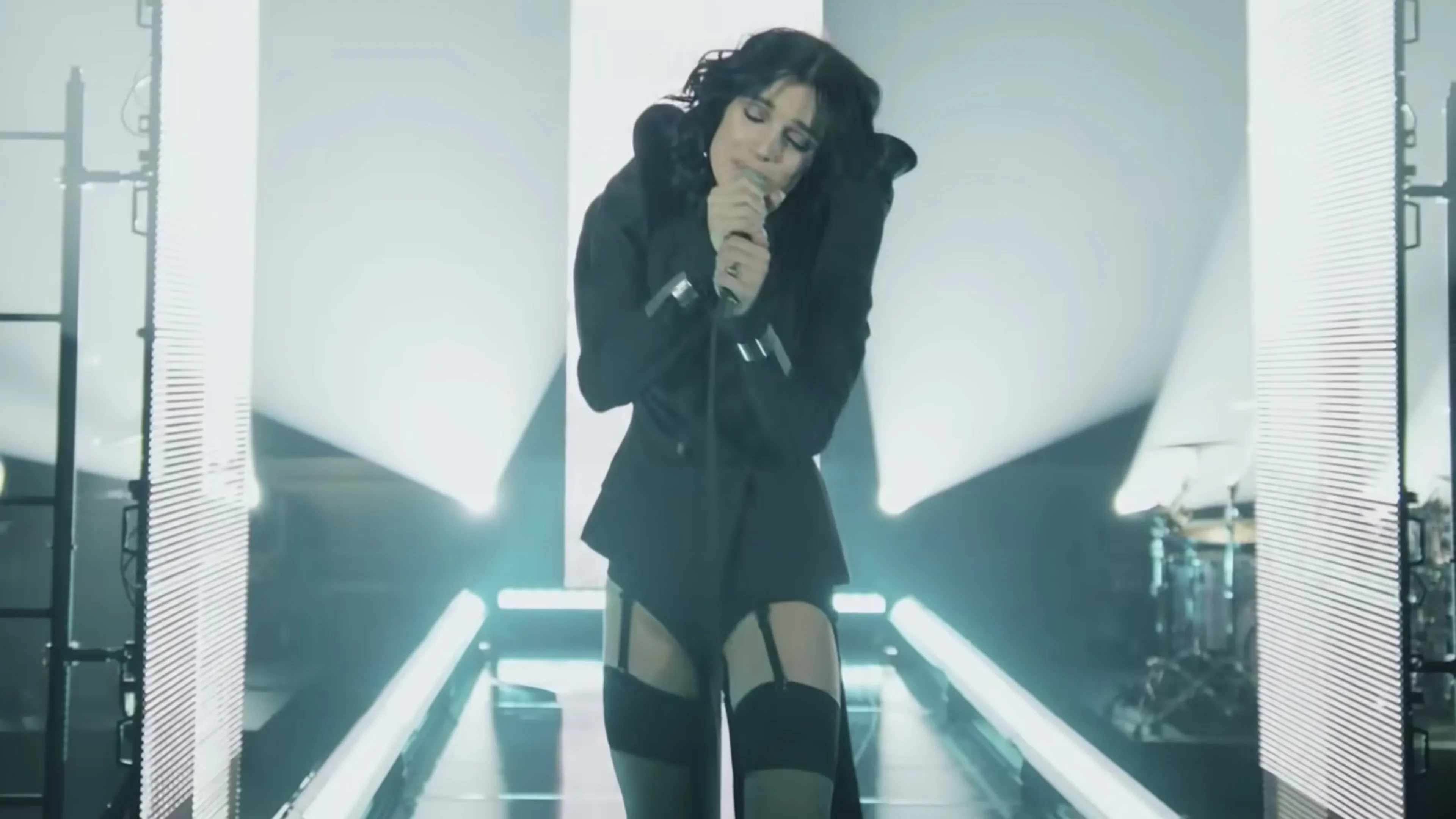 Watch Poppy perform brand-new song EAT at 2021 GRAMMY Awards