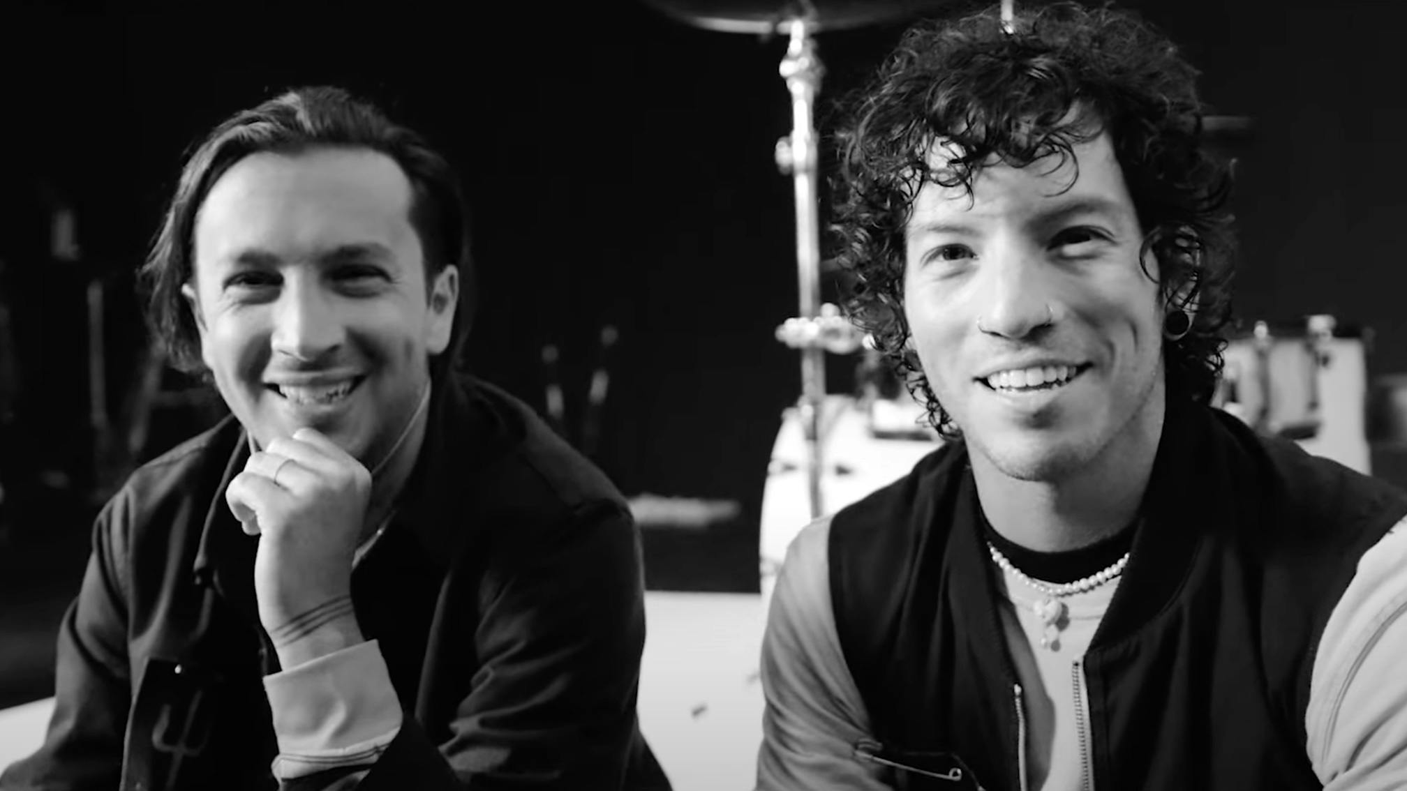 twenty one pilots: Go behind the scenes on the video for Shy Away