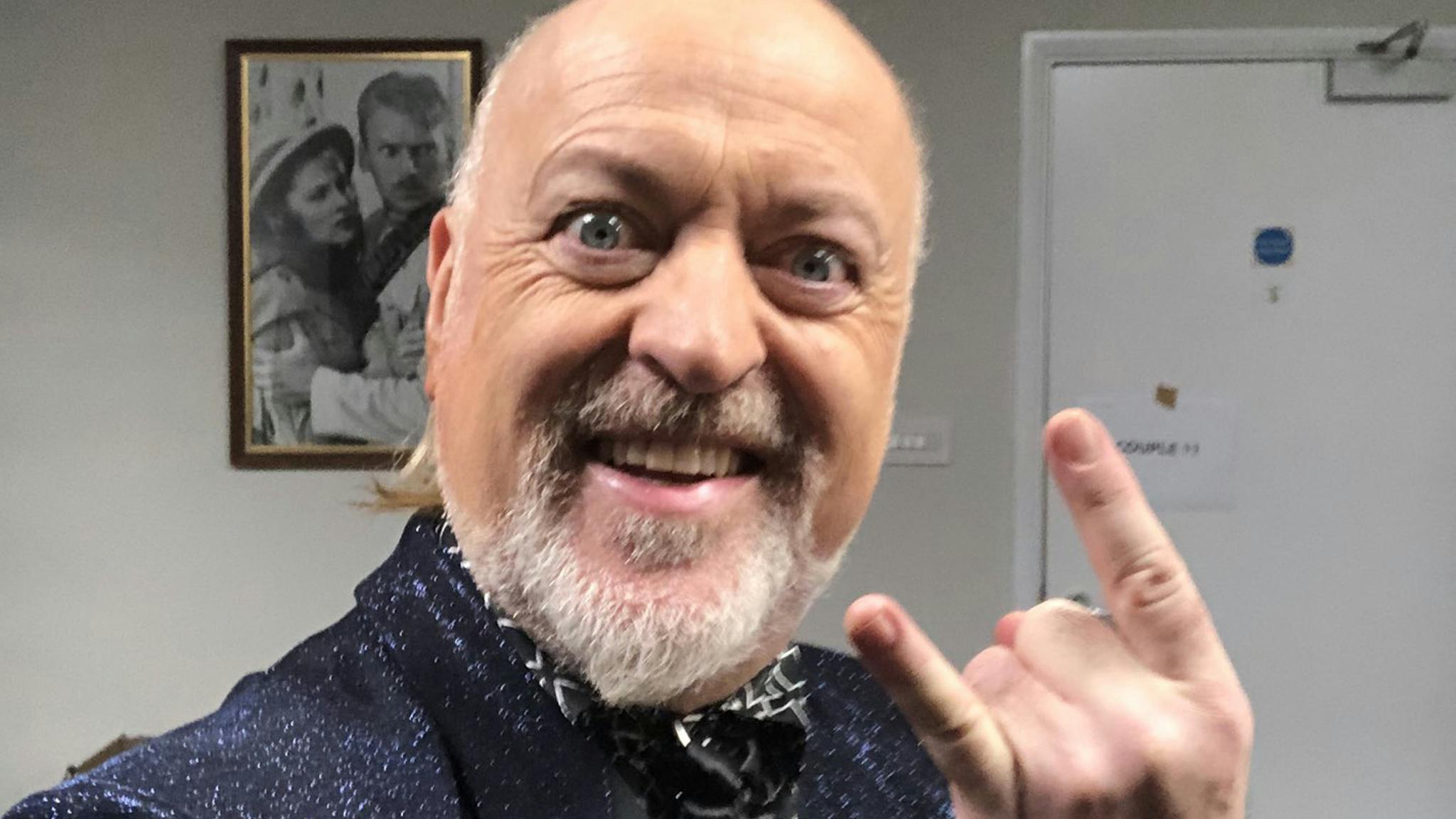 Bill Bailey Offers To Enter Eurovision 2022 After Uks Kerrang 7660