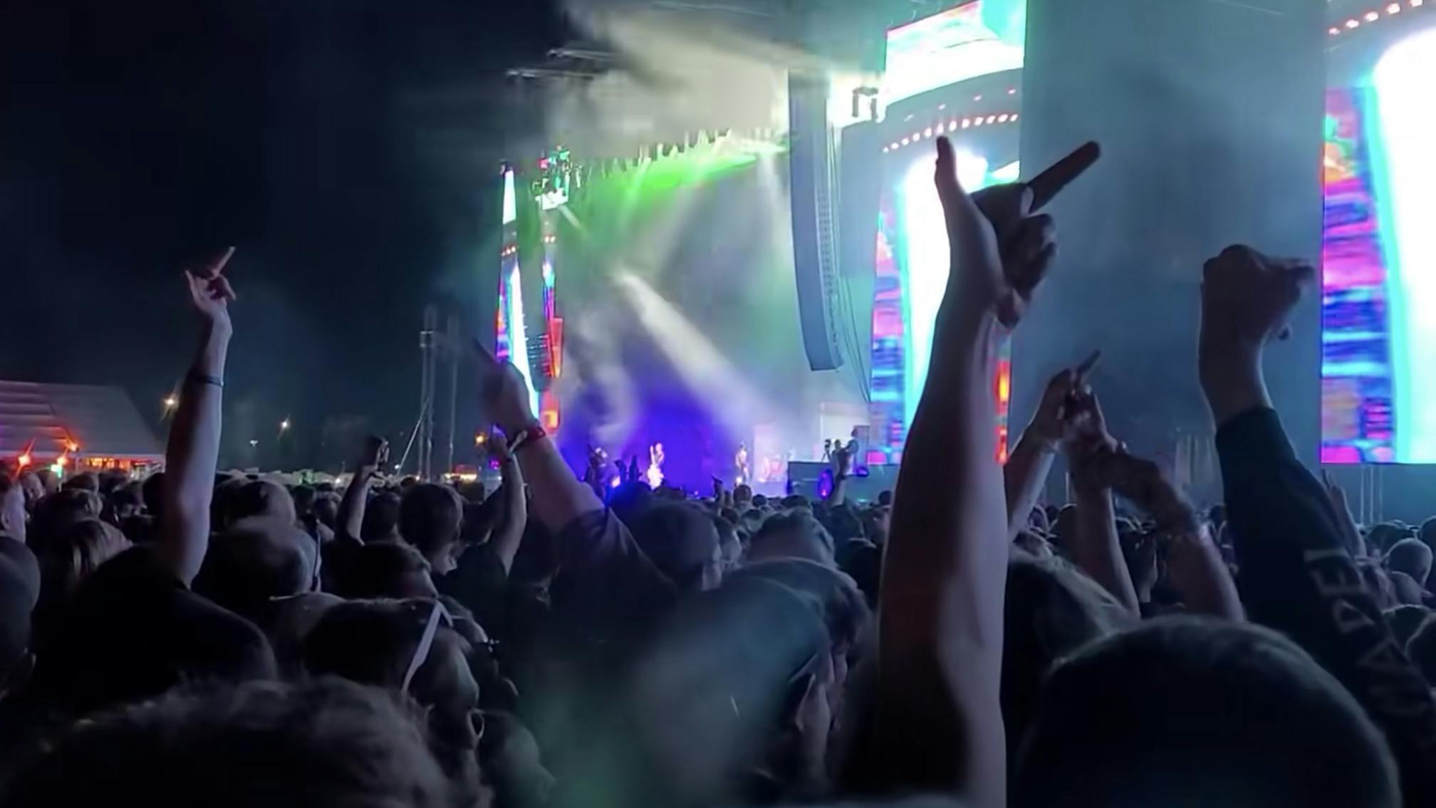 Watch: Machine Gun Kelly gets booed at Louder Than Life following Slipknot diss
