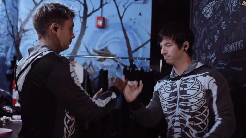 Twenty one pilots handshake Takeover Tour documentary 2021