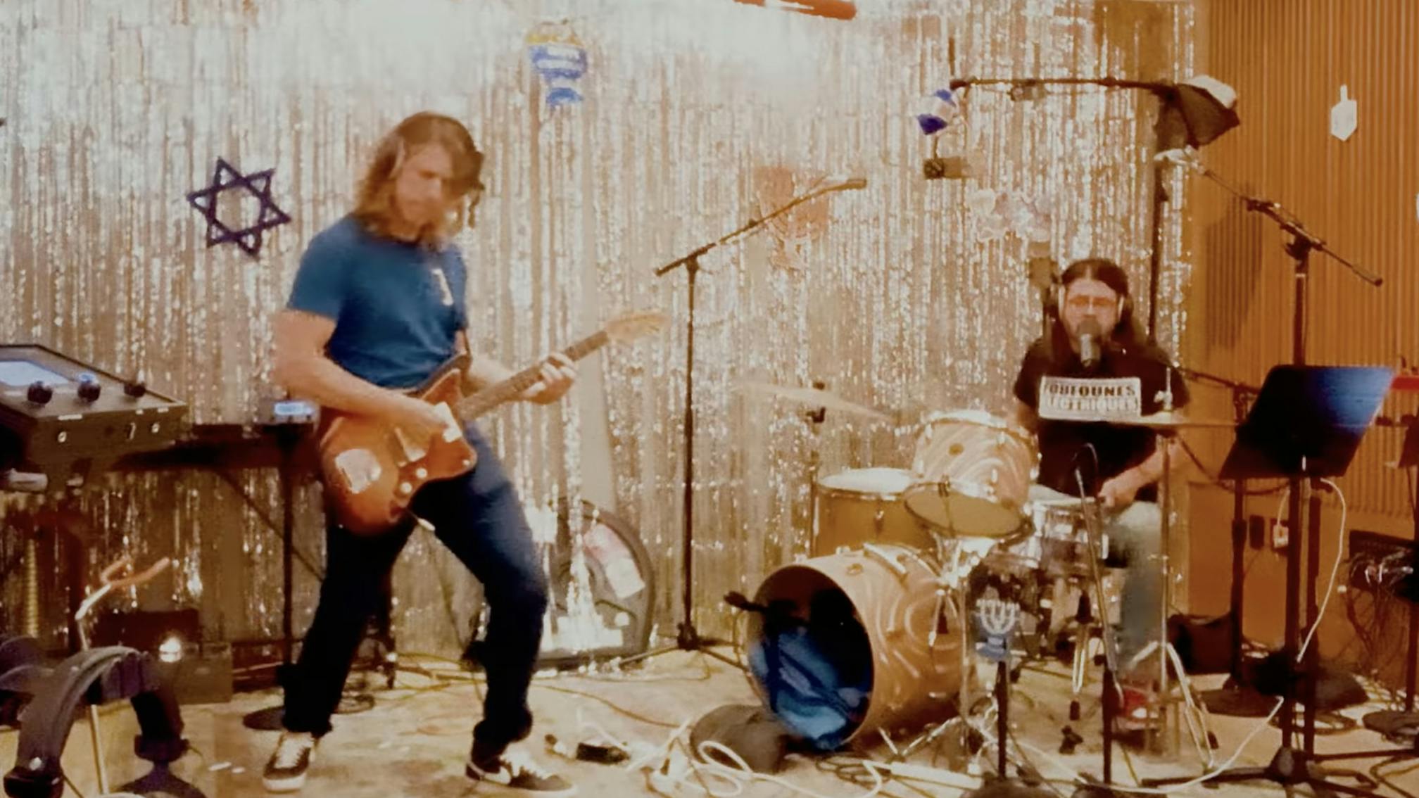 Dave Grohl and Greg Kurstin cover Blitzkreig Bop for night two of the Hanukkah Sessions
