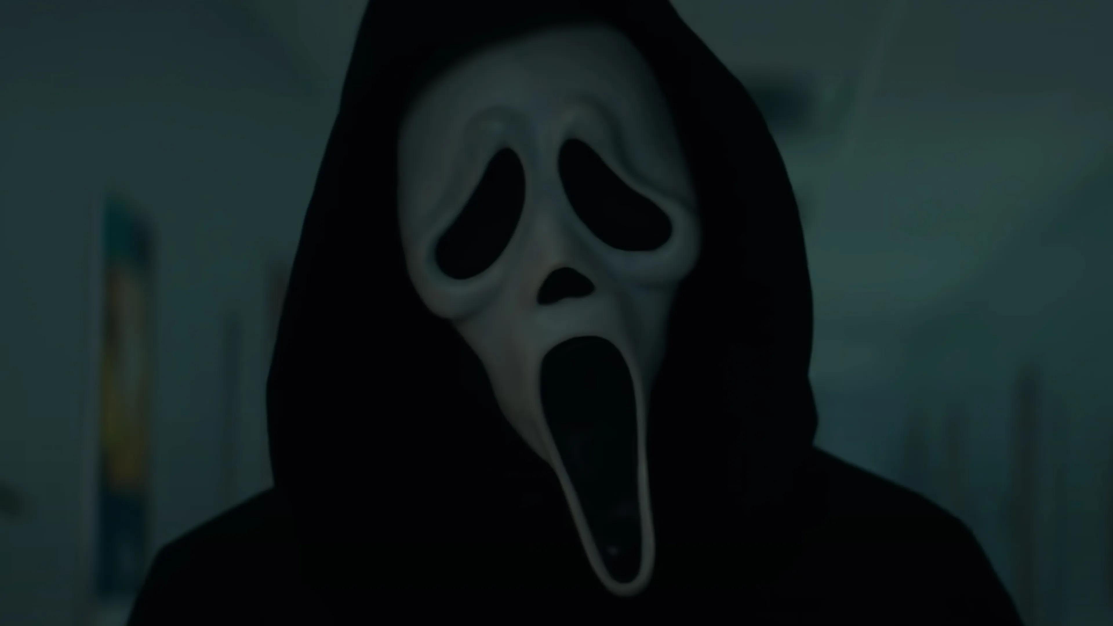 4 movies and TV series to watch and forget how cold it is outside