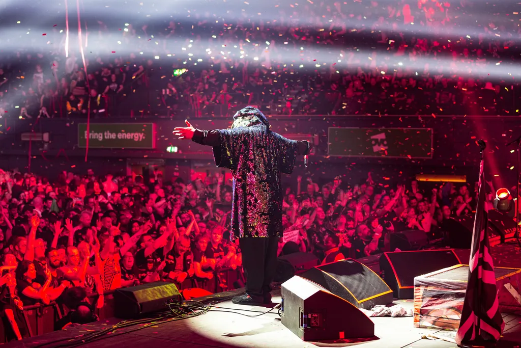 Skindred P Harries 1672