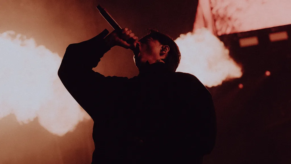 Omens Glasgow 1 25 BRYAN KIRKS