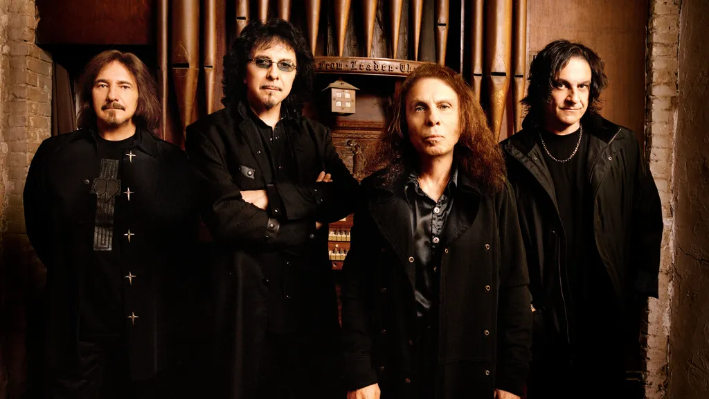 HEAVEN AND HELL PROMO credit Chapman Baehler