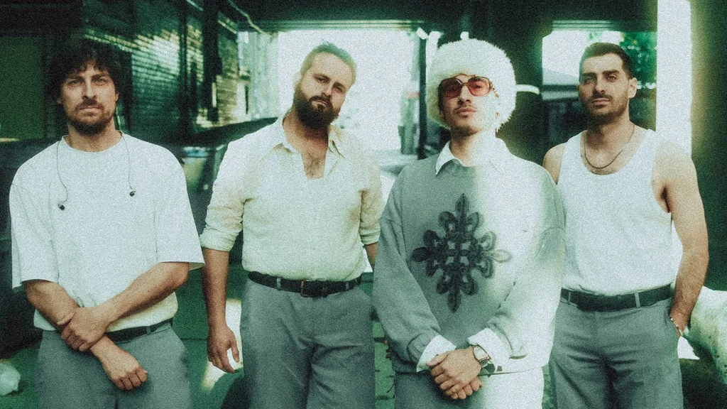 Vianova promo 2026 credit Amber Paredes
