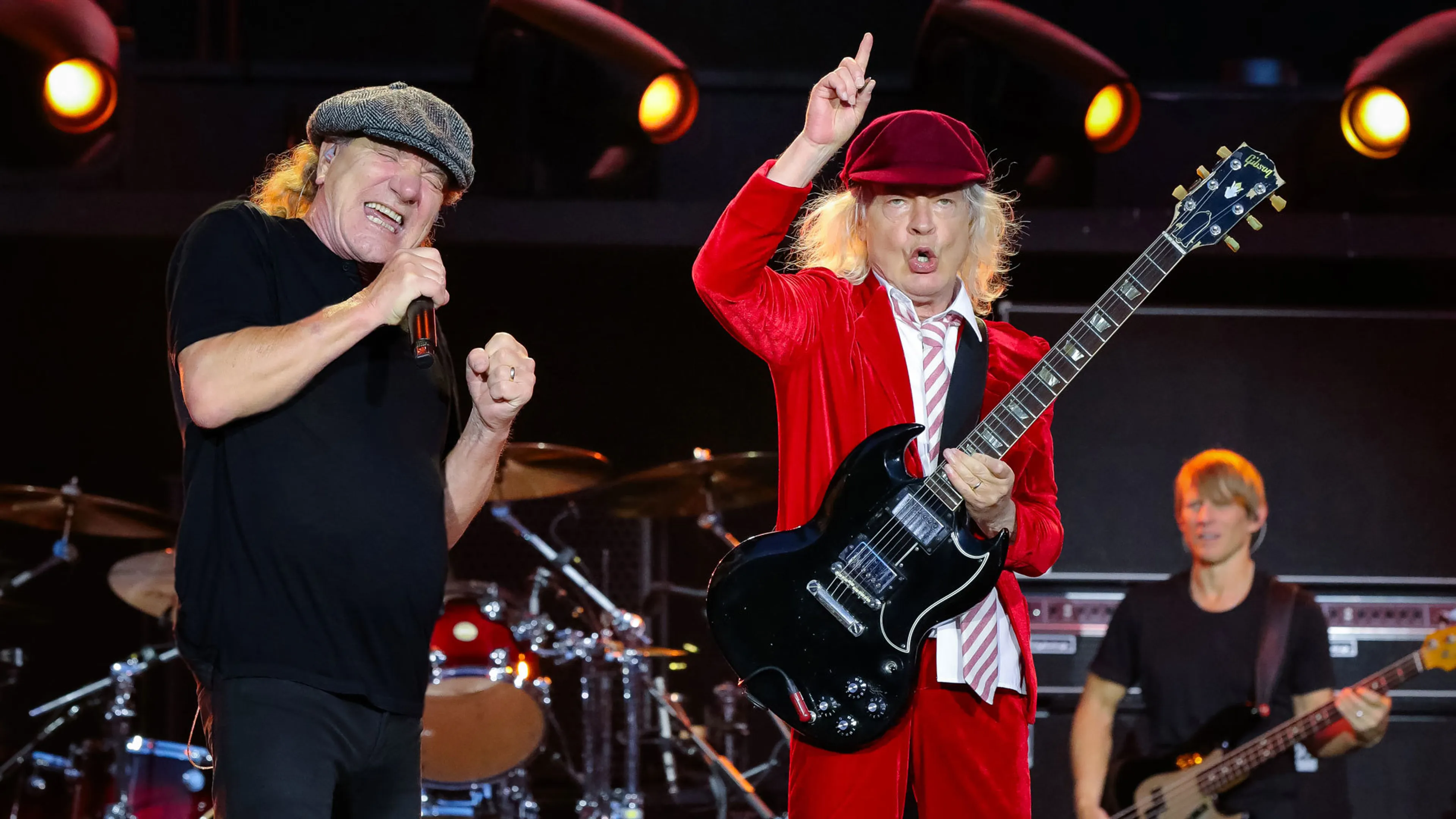 AC/DC announce 21-date POWER UP tour