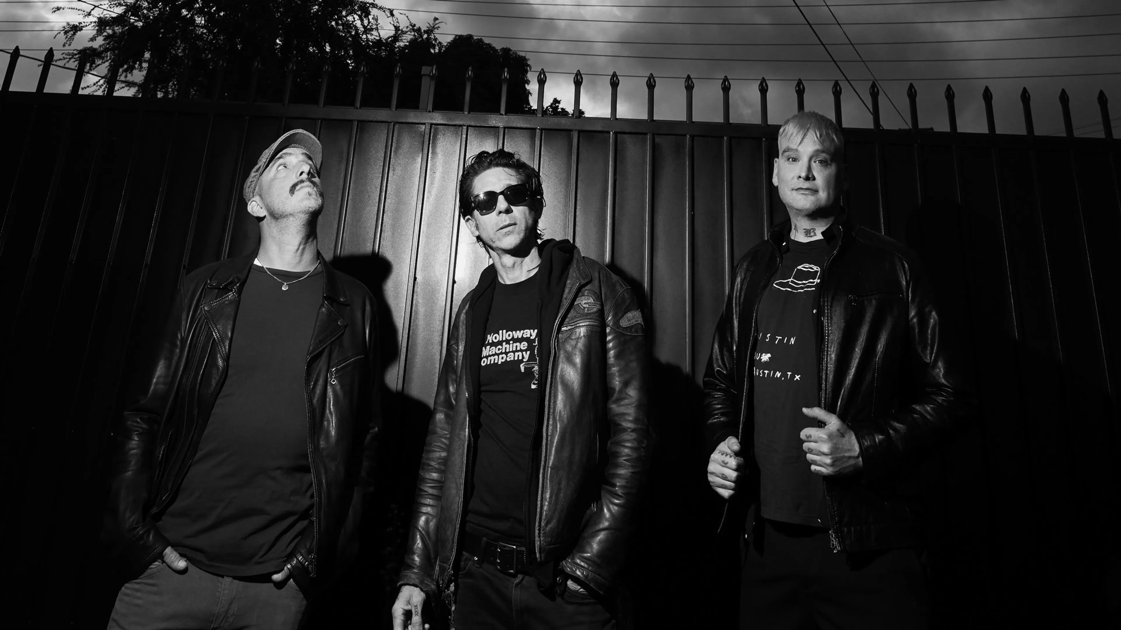 Alkaline Trio drop Travis Barker-produced single, Oblivion