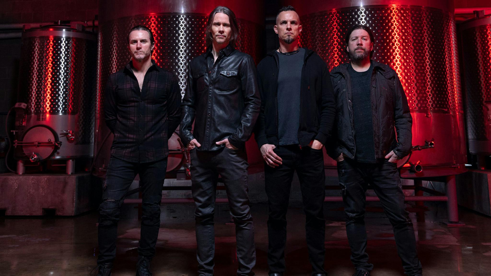 Alter Bridge announce new album Pawns & Kings, unleash epic title-track