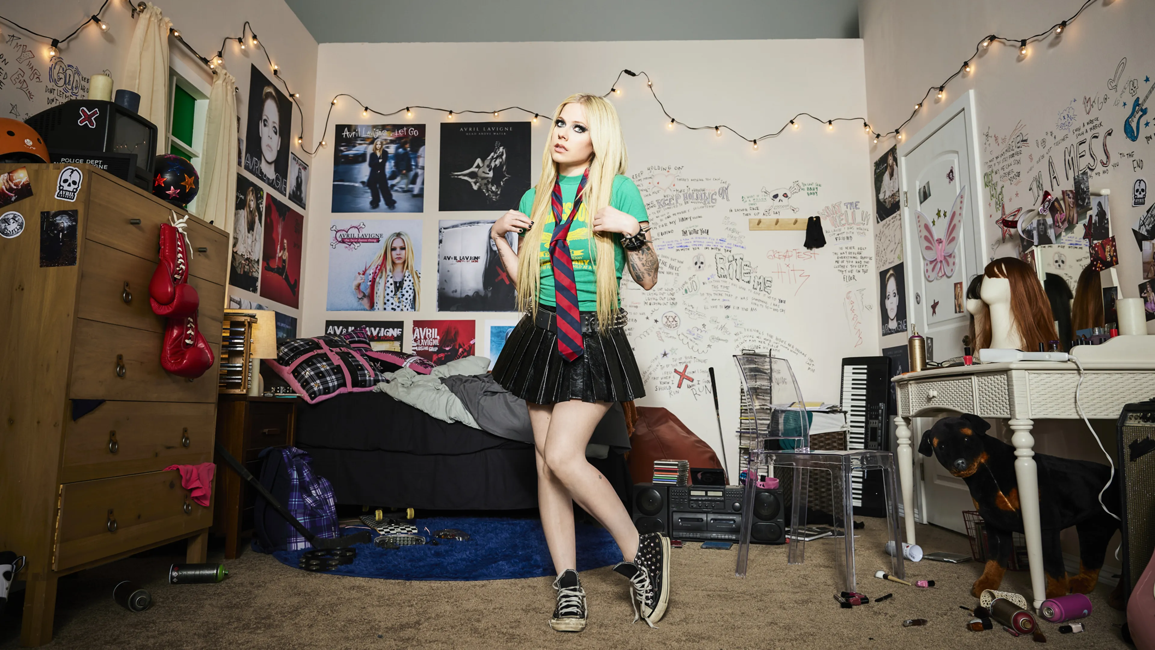 Avril Lavigne to release Greatest Hits album ahead of debut Glasto appearance