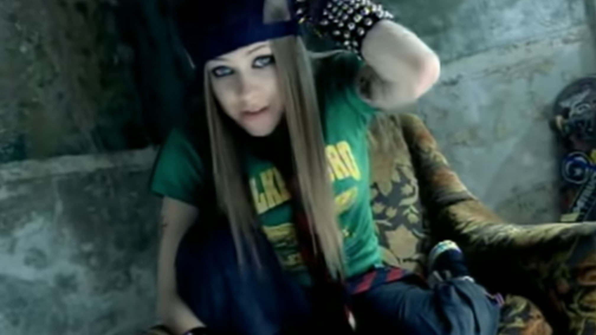 Avril Lavigne To Turn Sk8er Boi Into A Film For Song S Kerrang   Avril Lavigne Sk8er Boi Video 