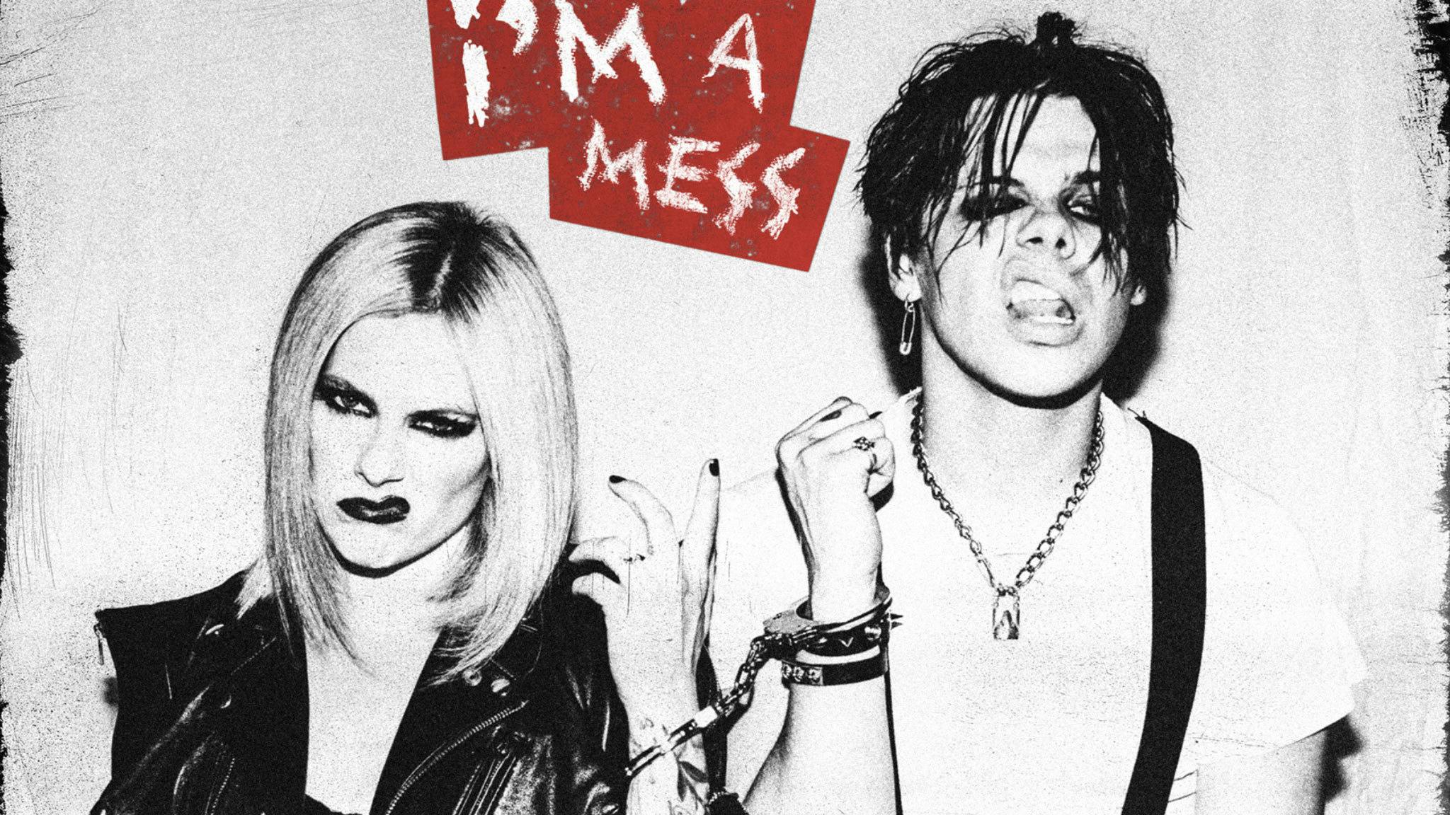 Avril Lavigne to drop new collab with YUNGBLUD, I’m A Mess