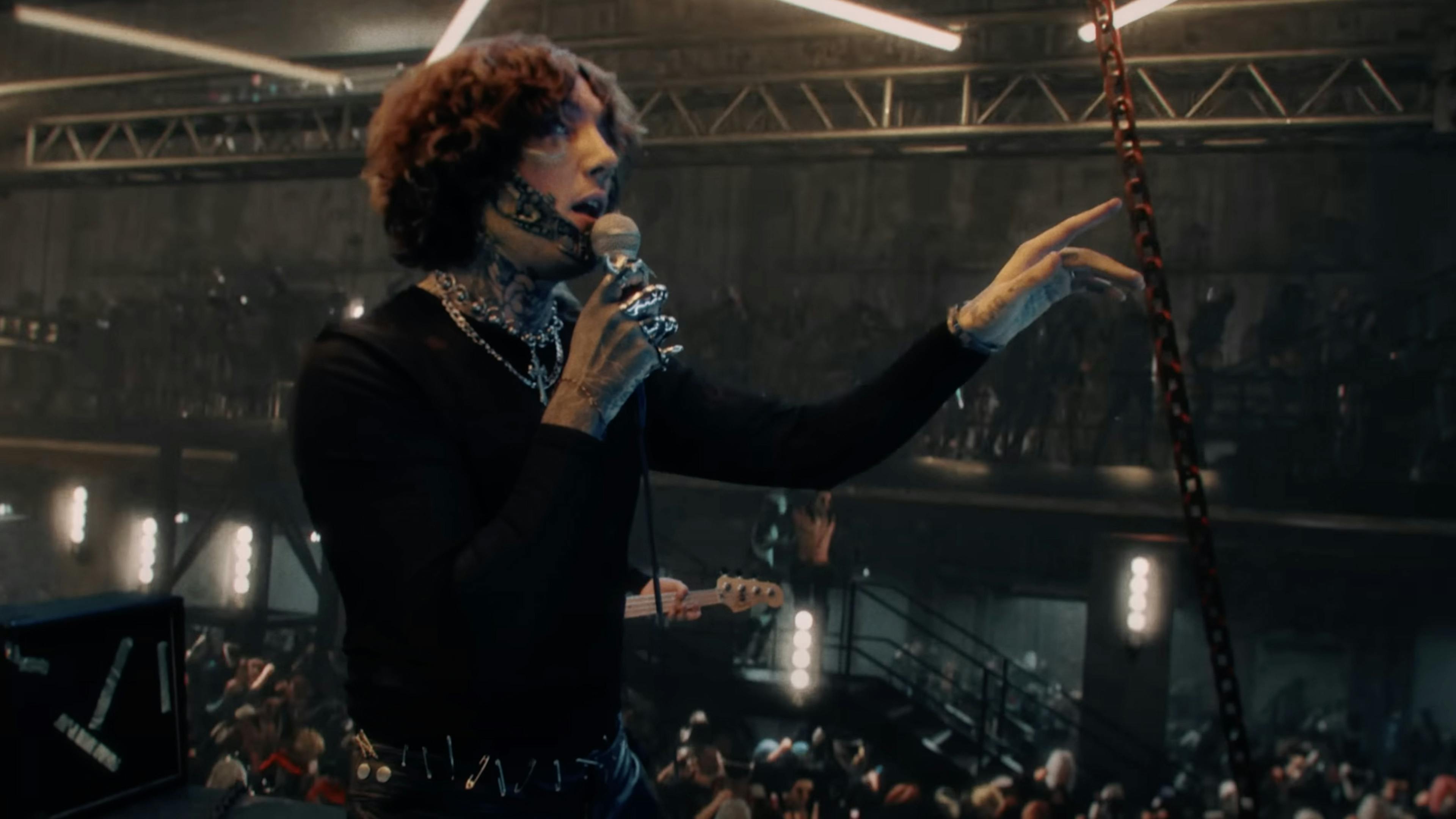 BMTH premiere cinematic new video for Top 10 staTues tHat CriEd bloOd