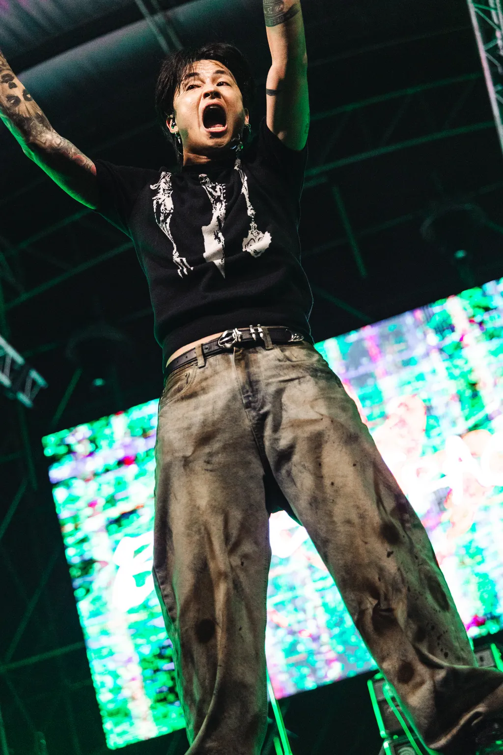 BOMB AT TRACK ROCK ALARM 20263