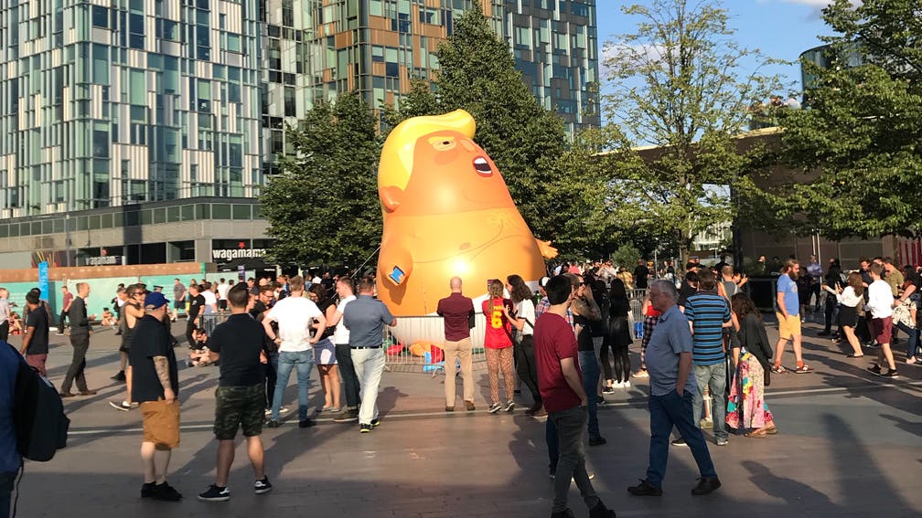 The Baby Donald Trump Balloon Was At Pearl Jam's London Show