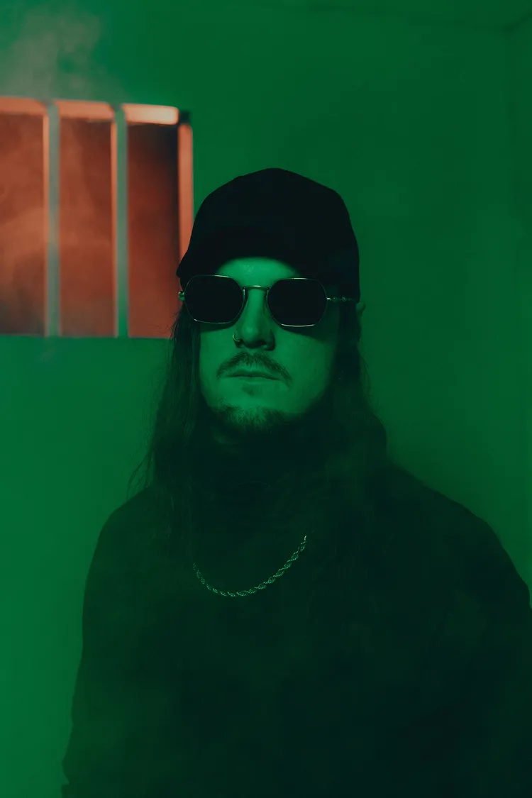 Bad Omens “Most stuff people in our space are doing is… Kerrang!