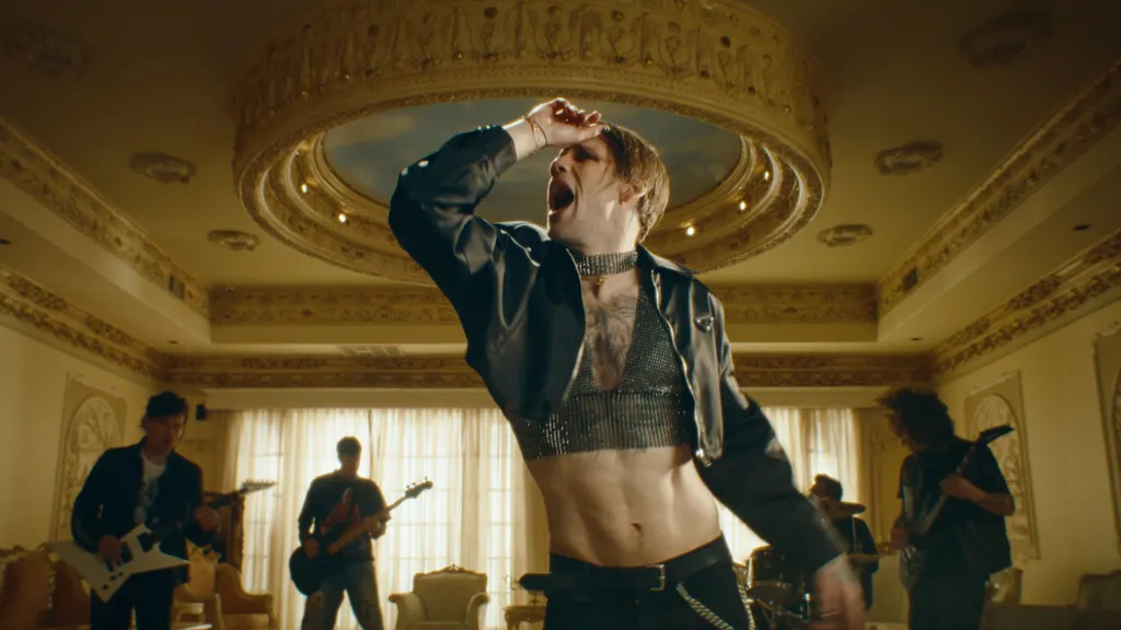 Beartooth Free music video