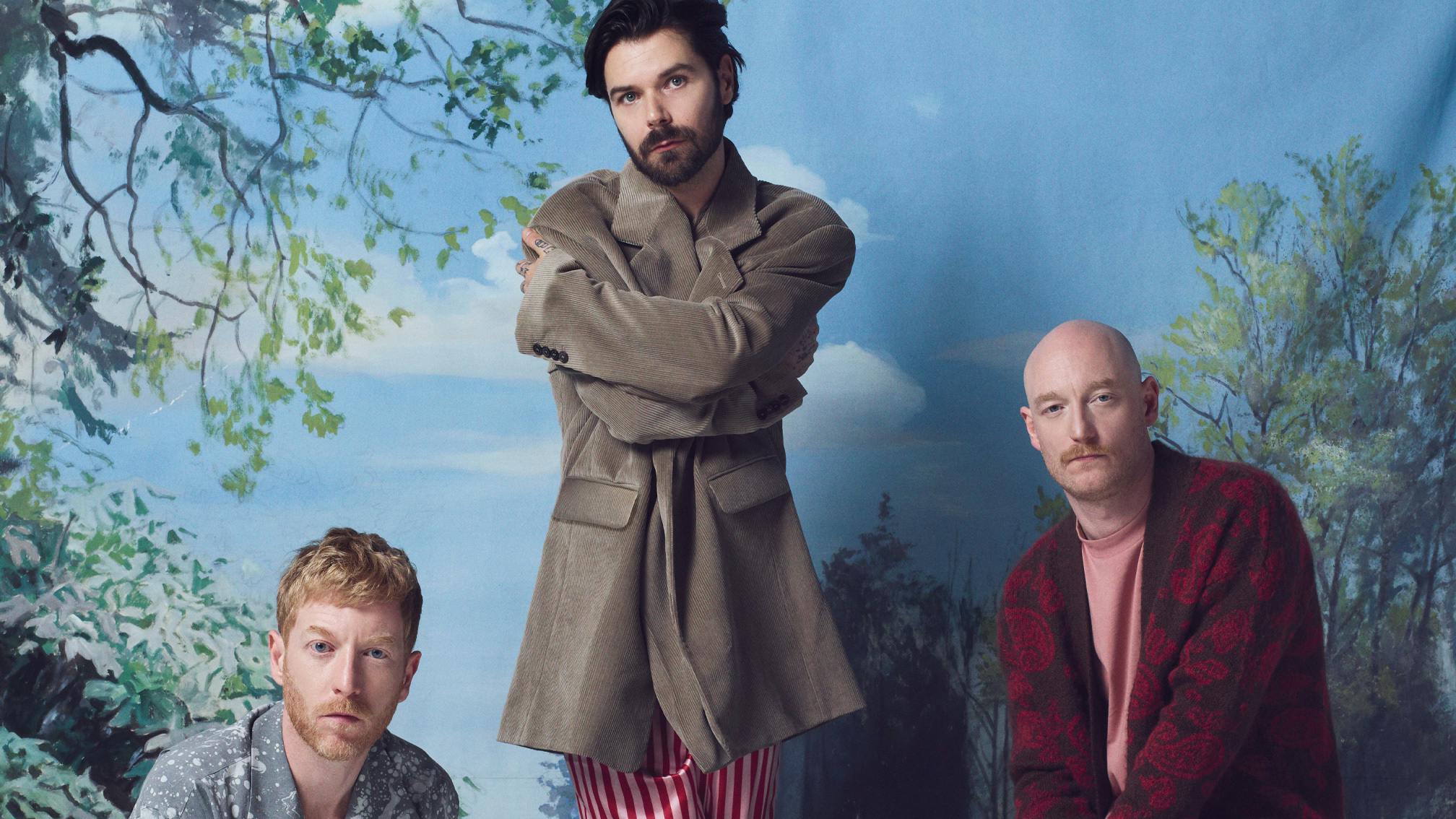 Watch Simon Neil Play A New Biffy Clyro Song At Home