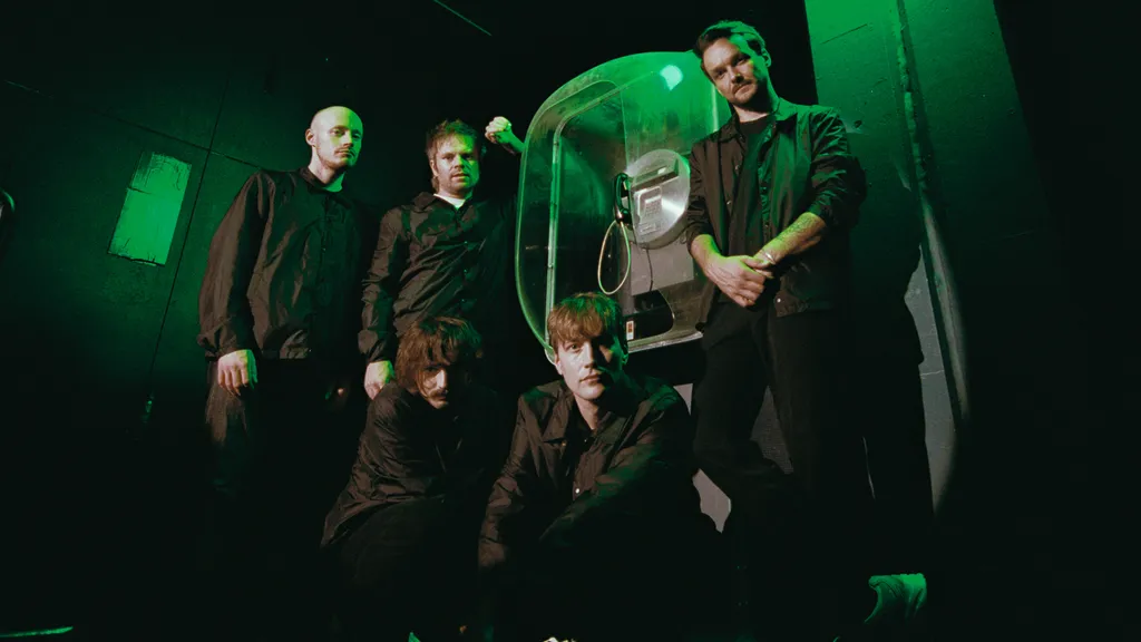 Blackout Problems Rou Reynolds November 2023 promo credit Bernhard Schinn