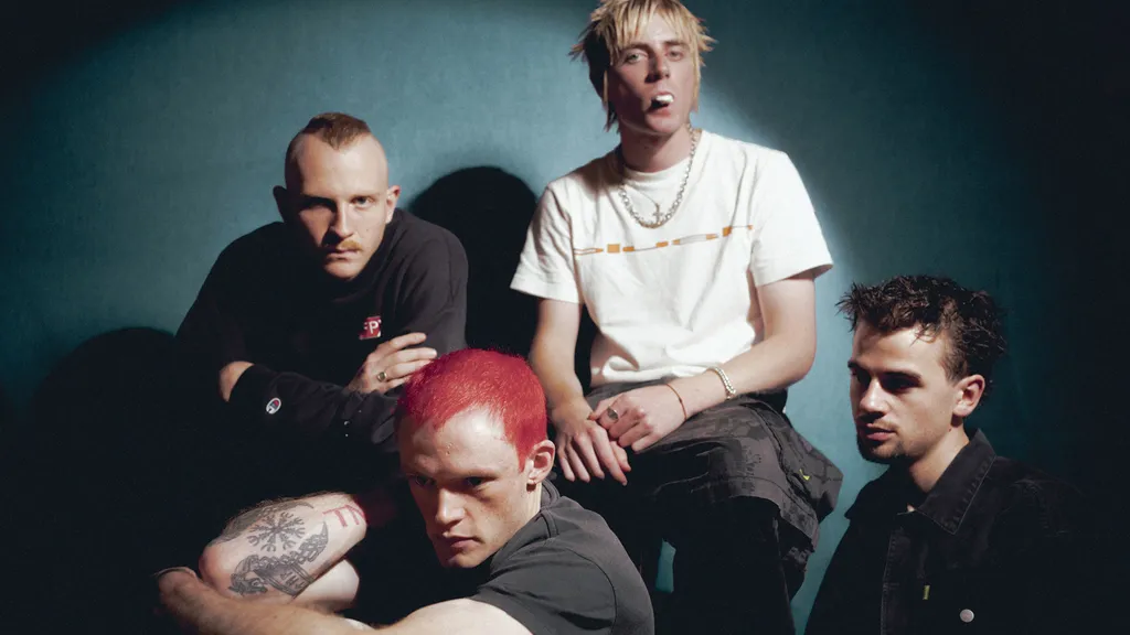 Bleech 9 3 band promo October 2025 credit Tatiana Pozuelo