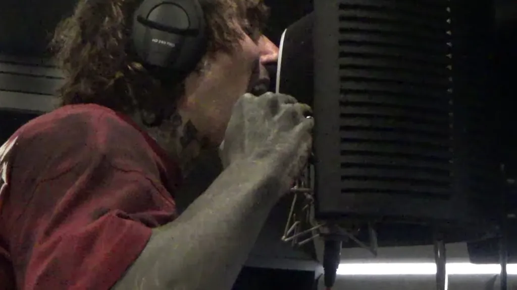 Bring Me The Horizon Oli Sykes tour video vocals studio November 2022