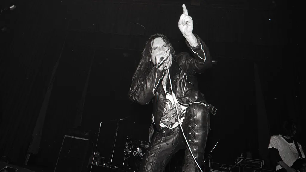 Bruce Dickinson In Sarajevo 1994