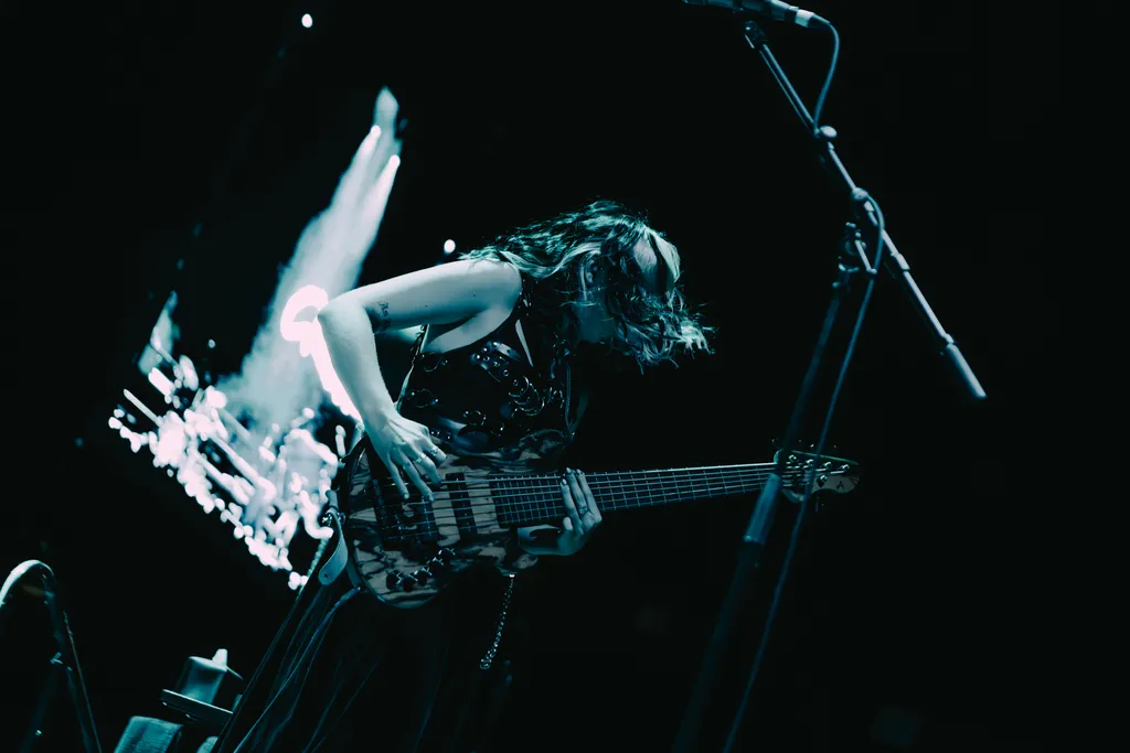 CRAWLERS WEMBLEY NIAMH LOUISE 2