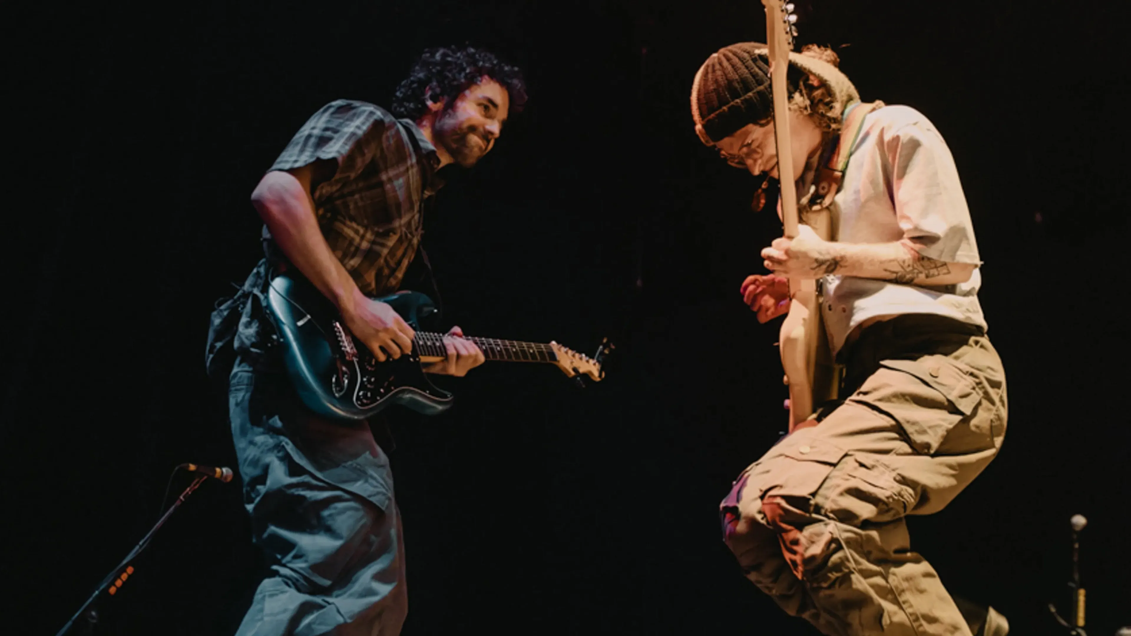Cavetown announces Running With Scissors 2026 tour
