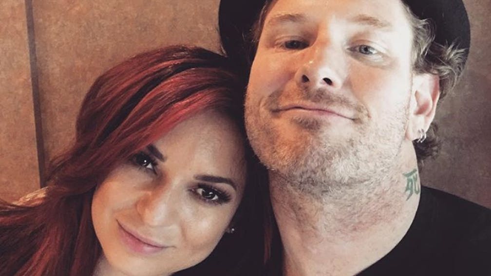 Corey Taylor Just Got Engaged To His Girlfriend Alicia Dove