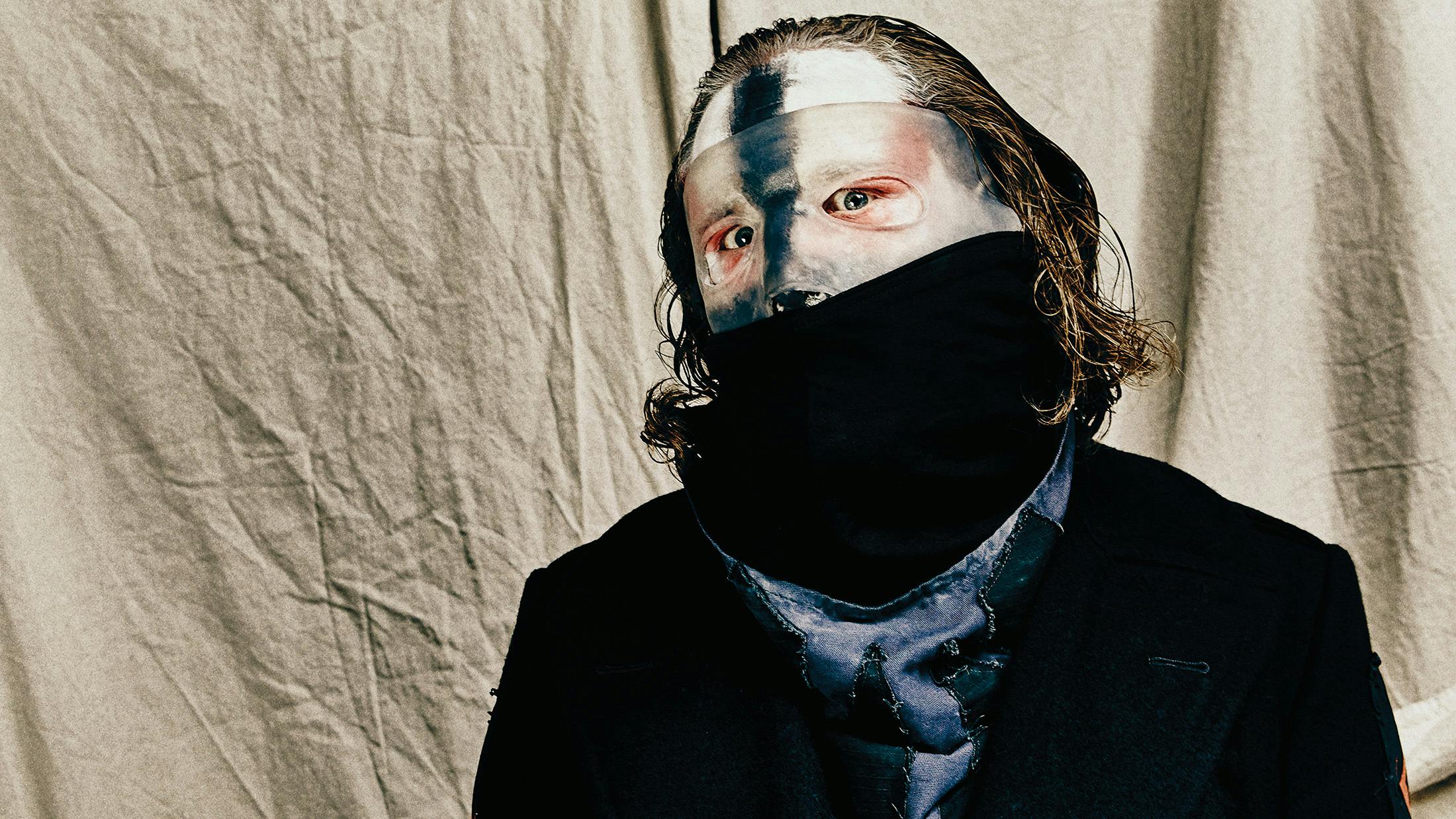 Corey Taylor: "Stop Whining And Put Your God Damn Mask On"