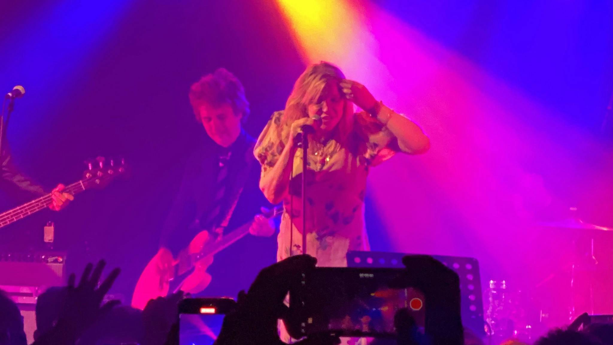 See Courtney Love join Billie Joe Armstrong onstage to perform three covers