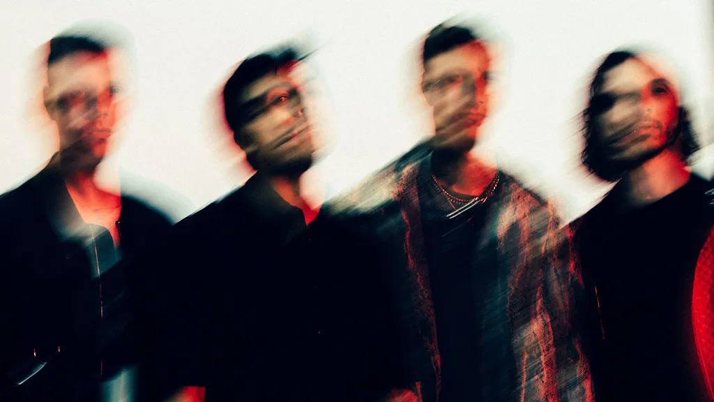 Crown The Empire Lindsey Byrnes 2020