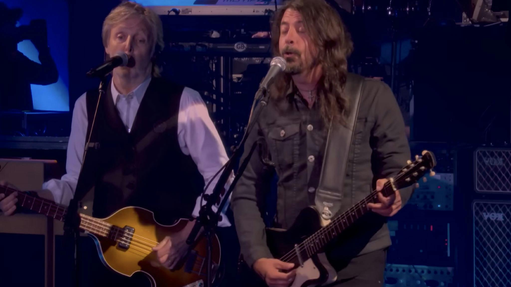 Dave Grohl joins Paul McCartney at Glastonbury for first performance since Taylor Hawkins’ death