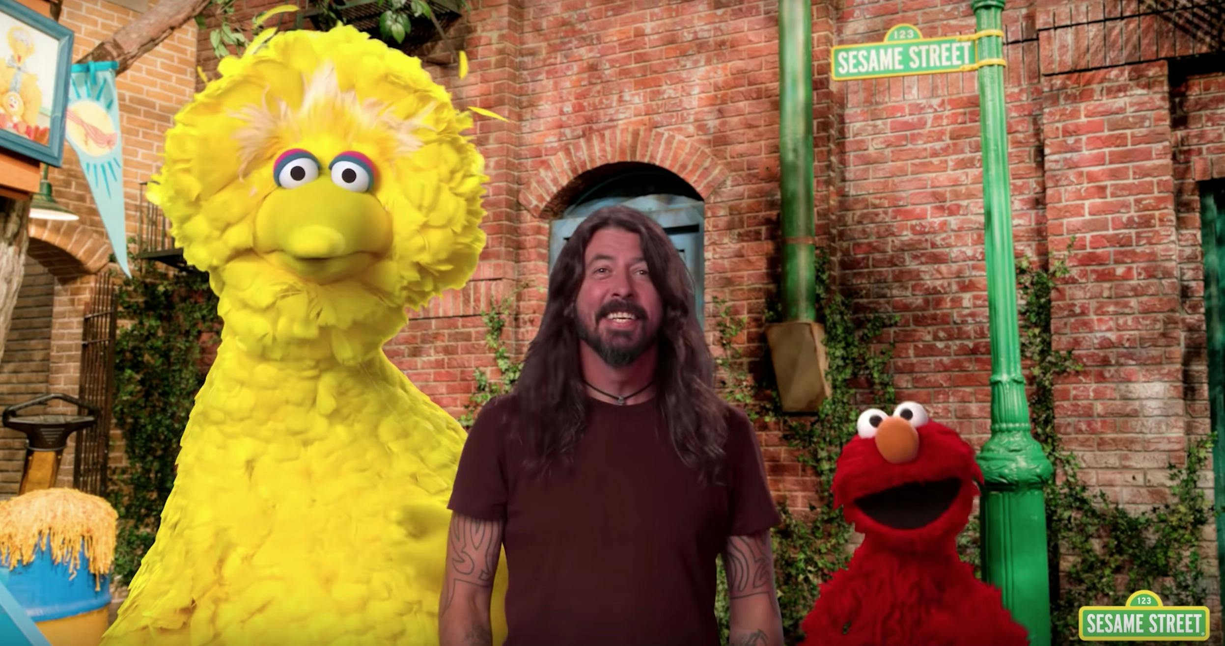 Watch Dave Grohl's Adorable Appearance On Sesame Street