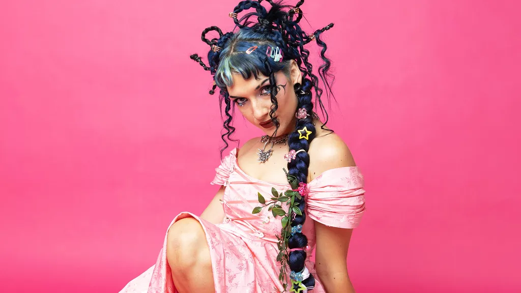 Delilah Bon September 2025 promo credit Helen Tate header