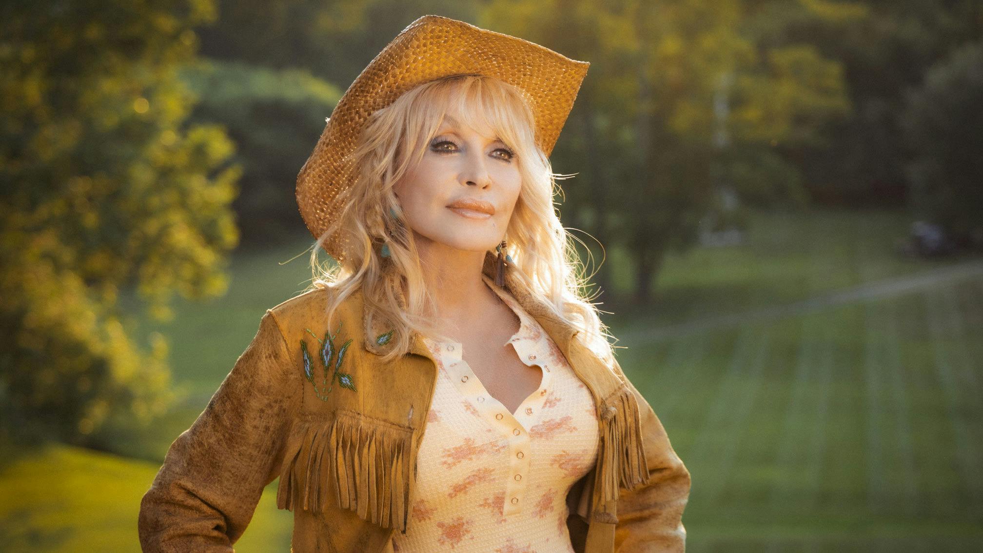 Dolly Parton vows to release a rock’n’roll album after bowing out of 2022 Rock & Roll Hall Of Fame