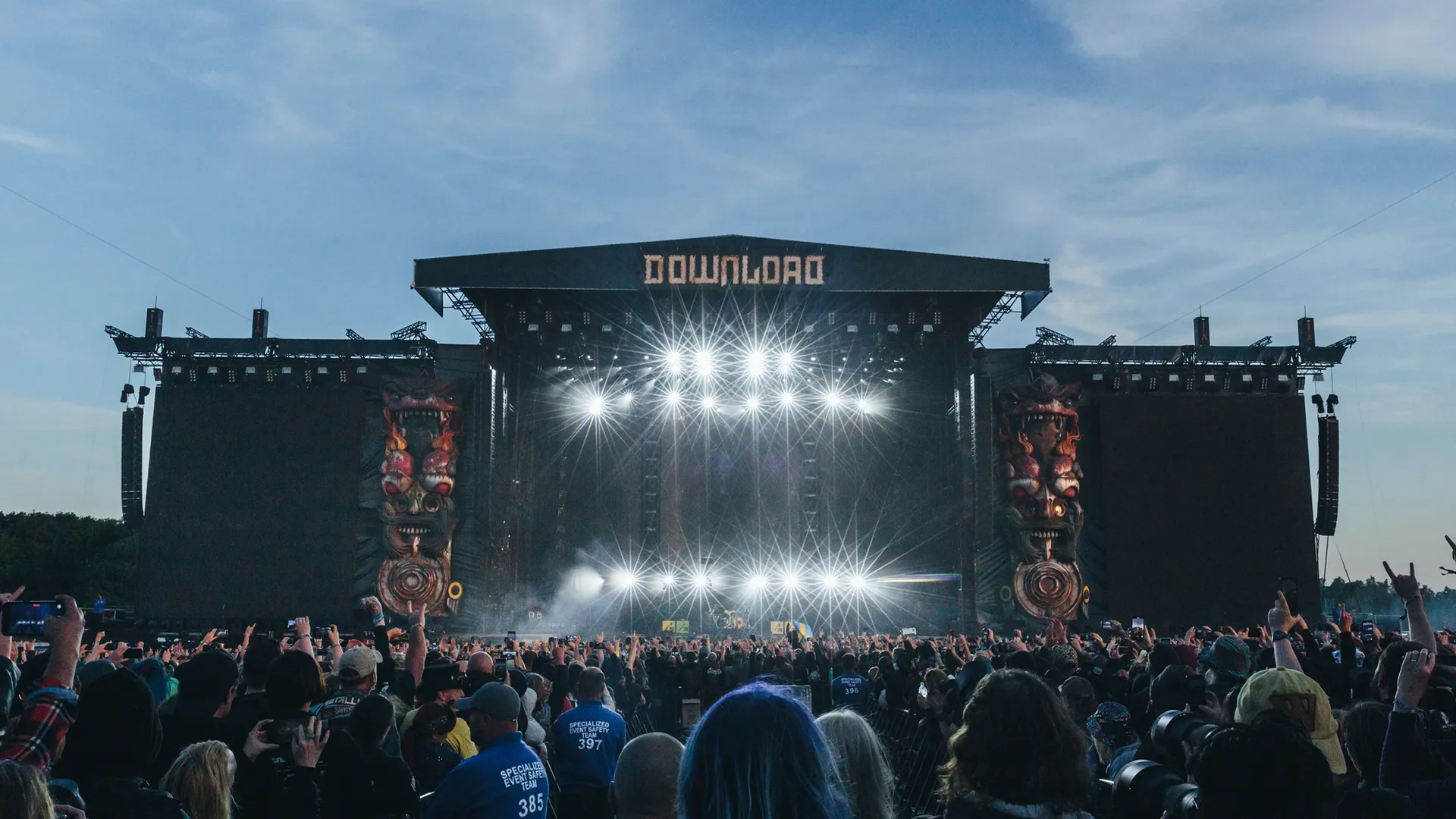 The Struts We Formed In F cking Derby And Suddenly Got Kerrang the-struts-we-formed-in-f-cking-derby-and-suddenly-got-kerrang