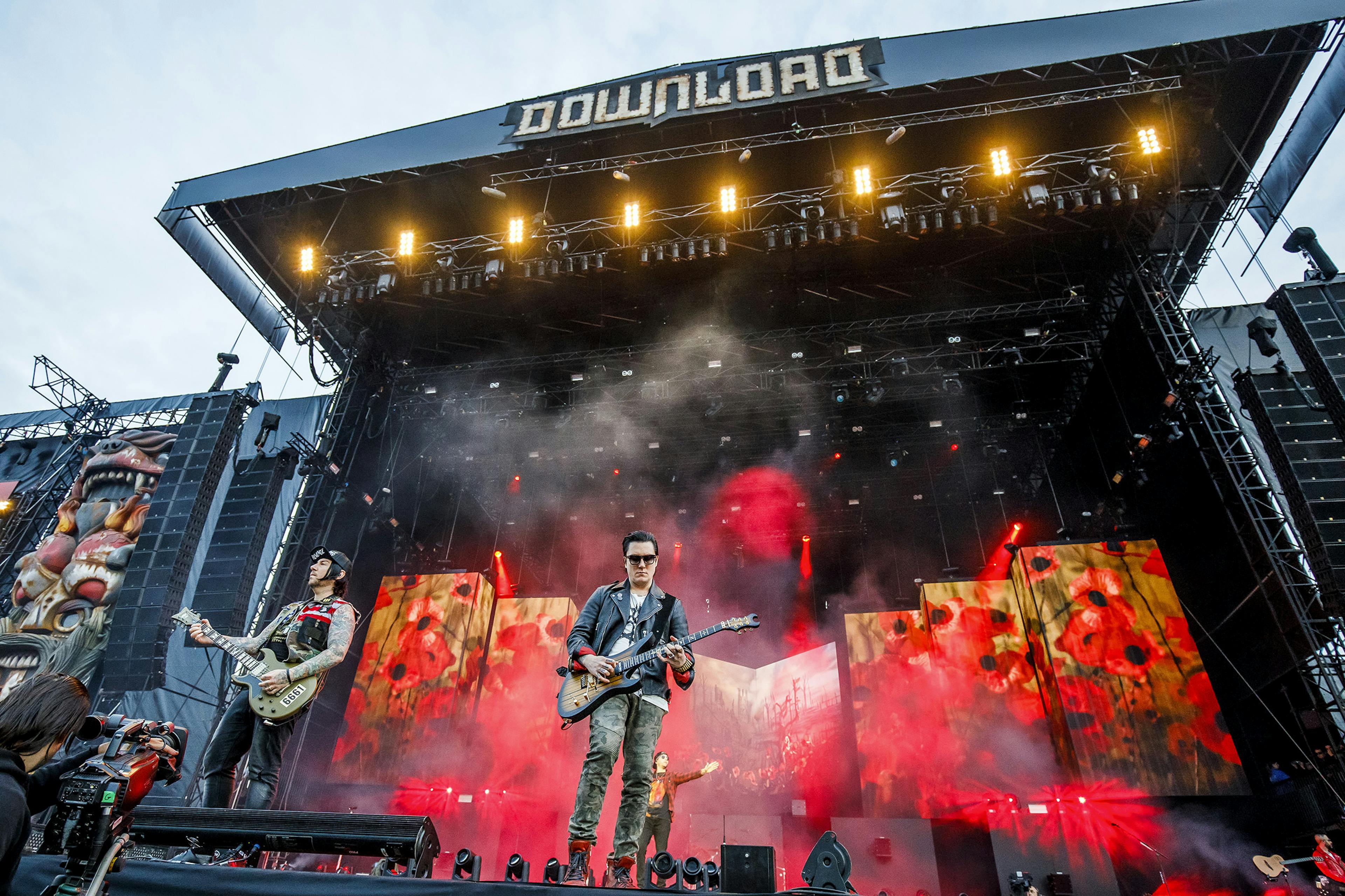 Touring Generates "99.9 Per Cent" Of Avenged Sevenfold's Income