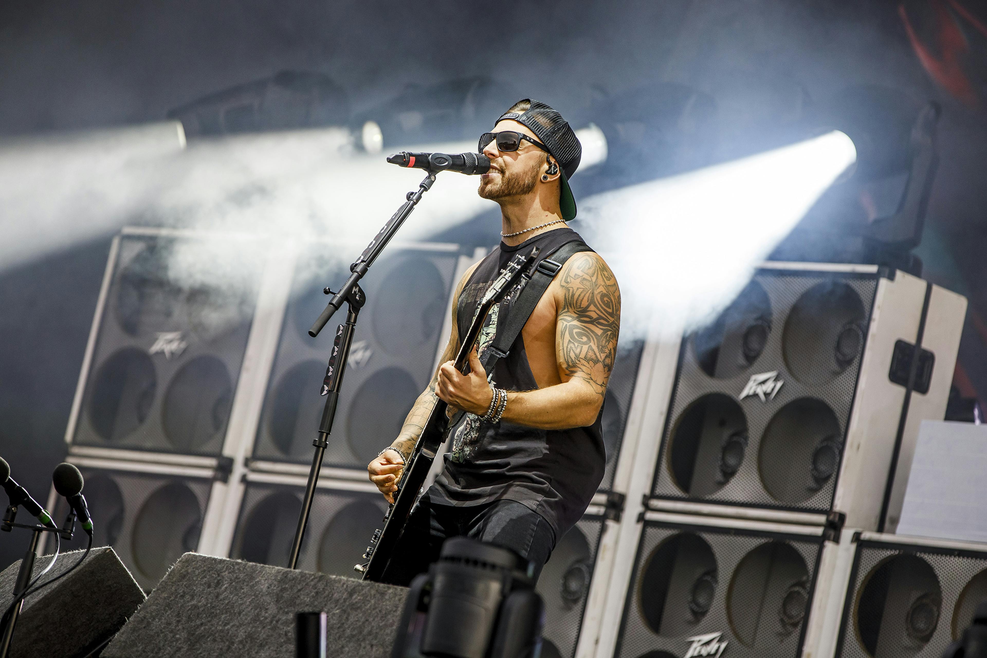 Bullet For My Valentine Announce Gravity hmv Signings