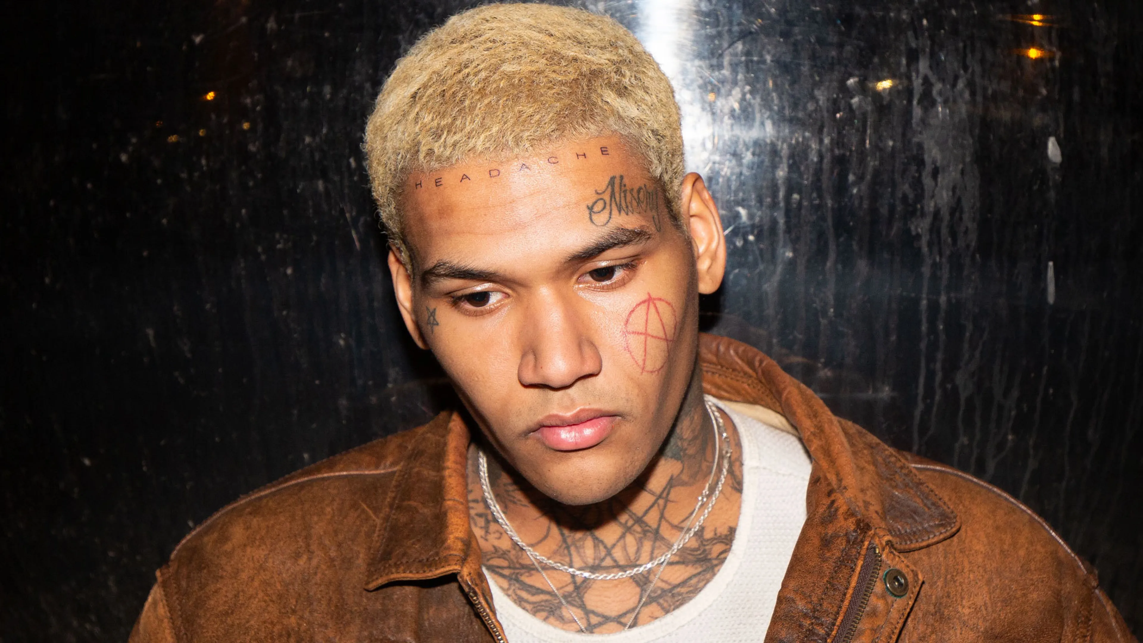 Listen to EKKSTACY’s dreamy new single, Chemicals