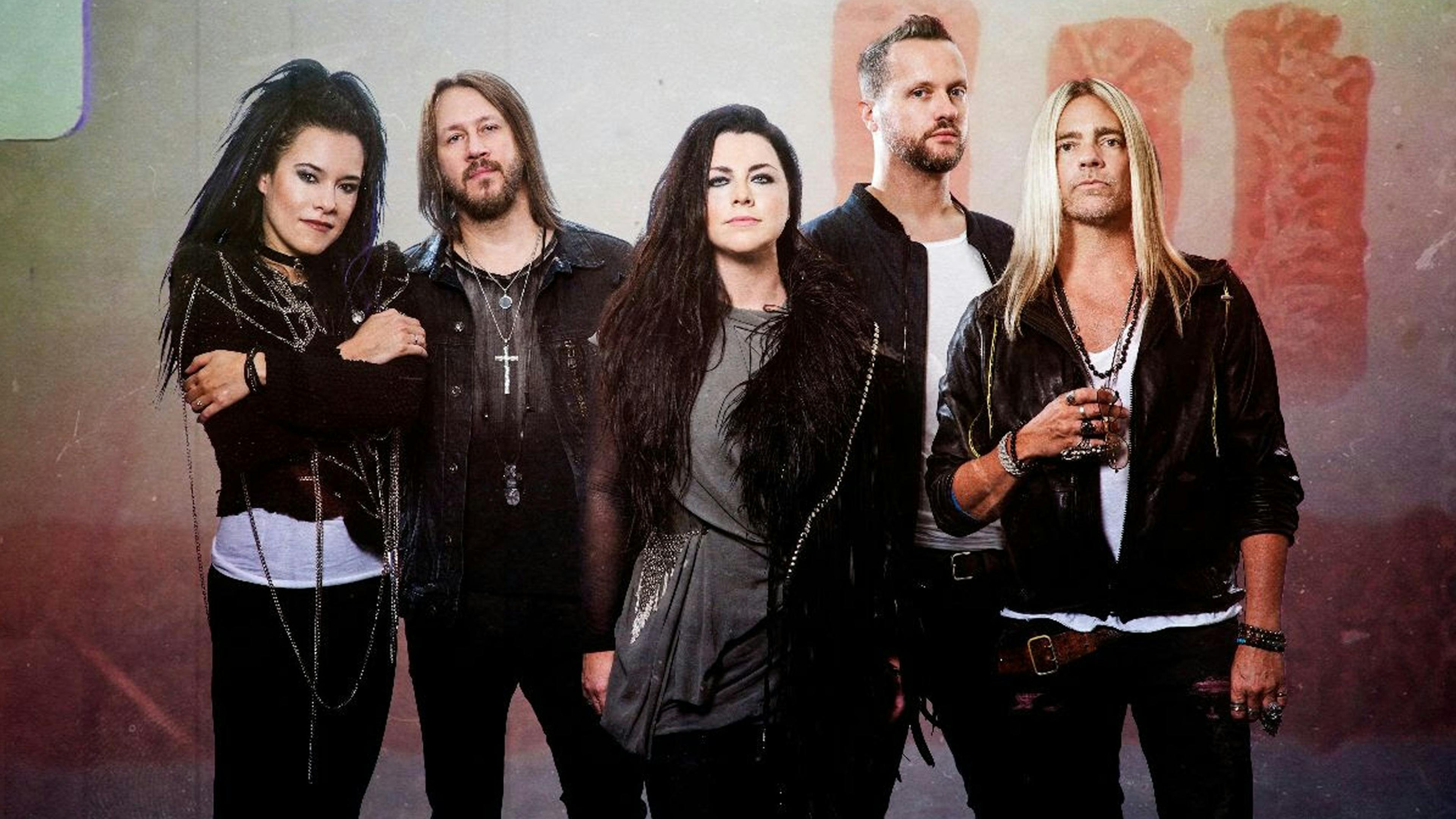 Amy Lee On Why Evanescence Are Releasing Their New Album "One Song At A Time"
