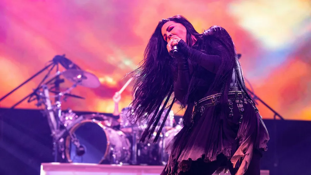 Evanescence live London The O2 2022 header credit Paul Harries